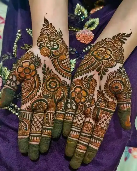 ব্রাইডাল মেহেদী ডিজাইন