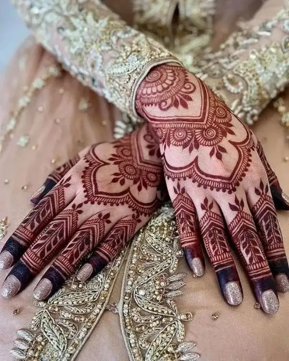 ব্রাইডাল মেহেদী ডিজাইন