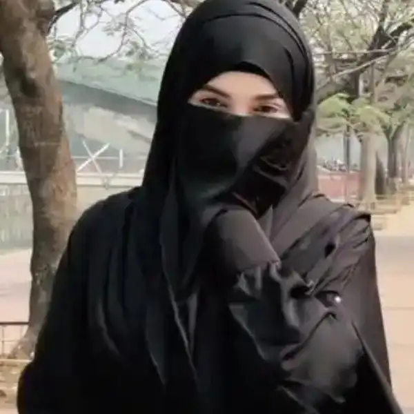 hijab profile pic