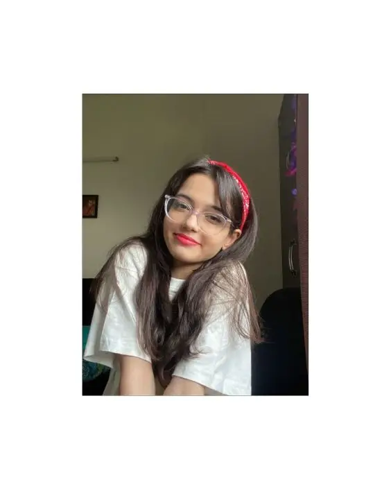 profile pic girl