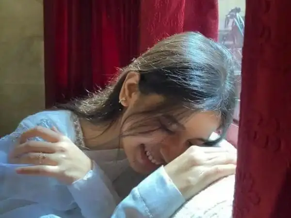 cute profile pic for girls