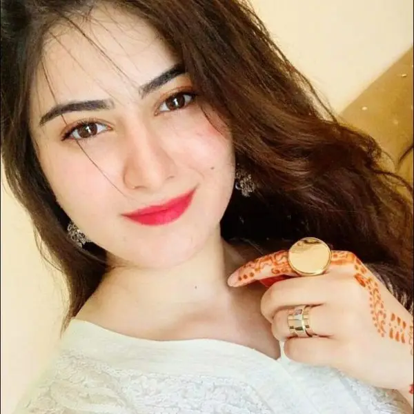 profile pic girl
