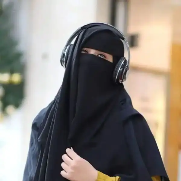 hijab profile pic