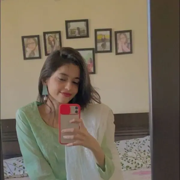 profile pic girl