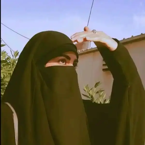 hijab profile pic