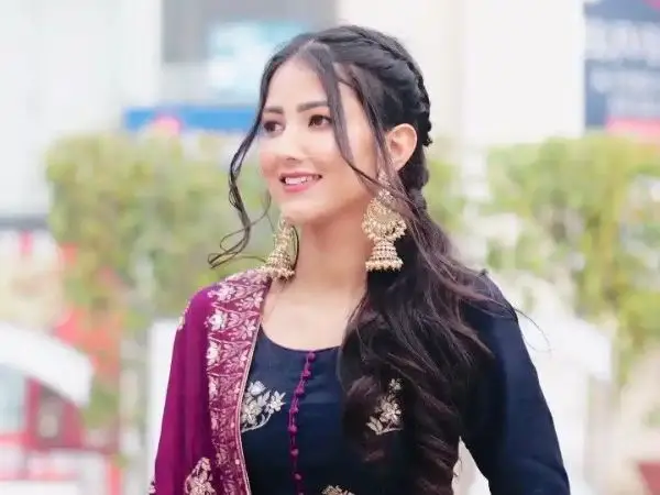 cute profile pic for girls