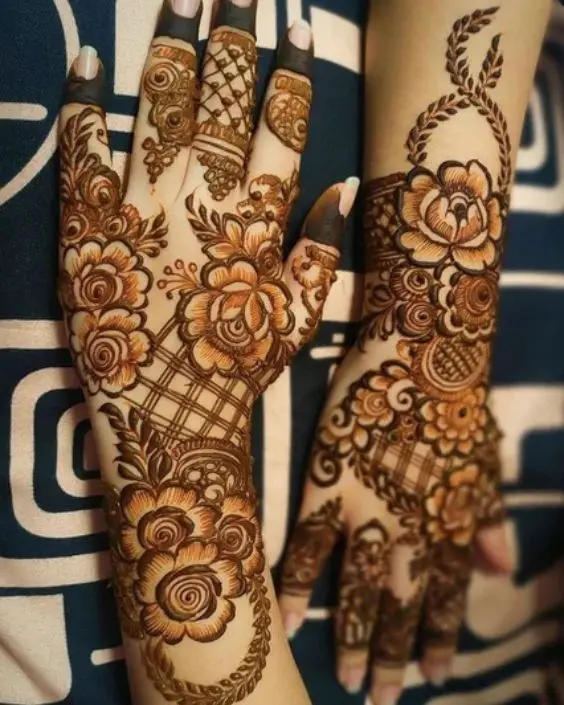 full hand mehndi design