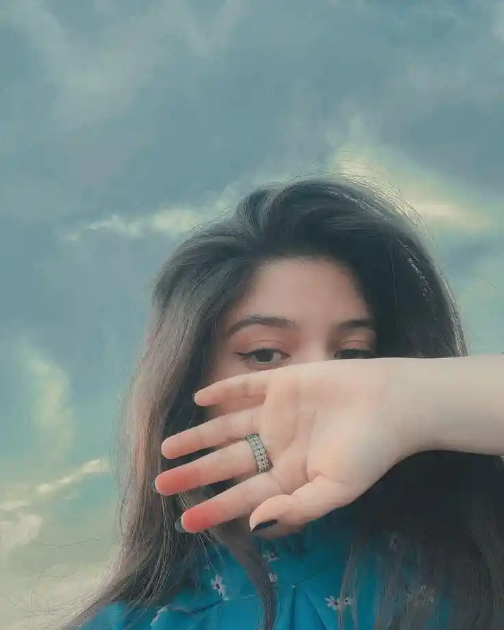 cute profile pic for girls