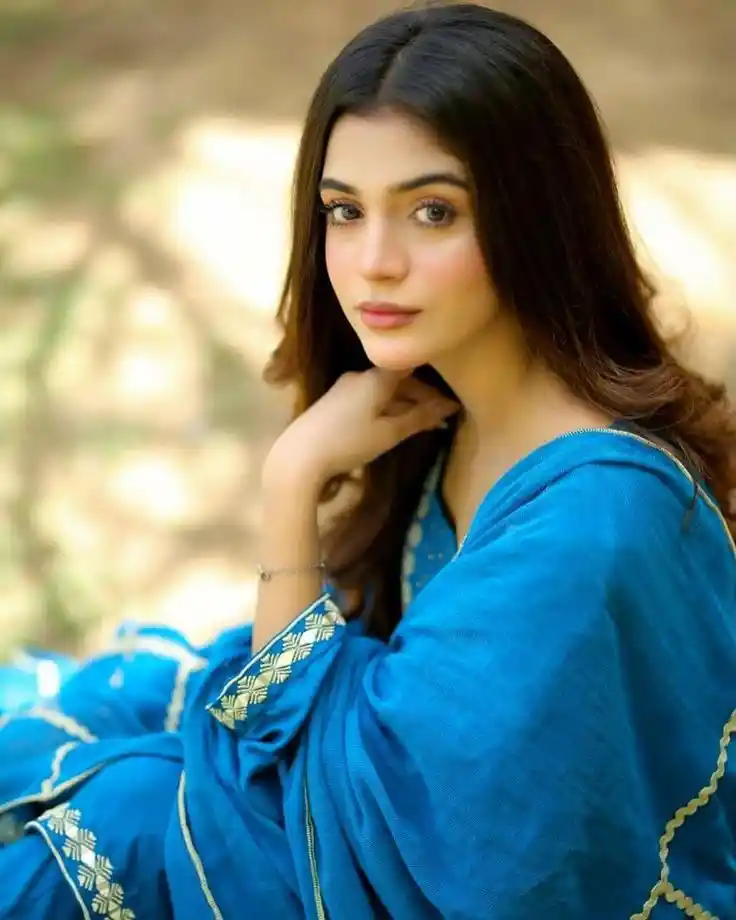 cute profile pic for girls