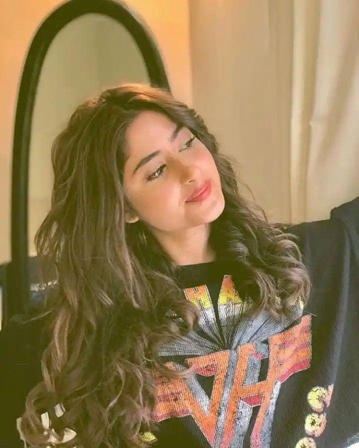 cute profile pic for girls